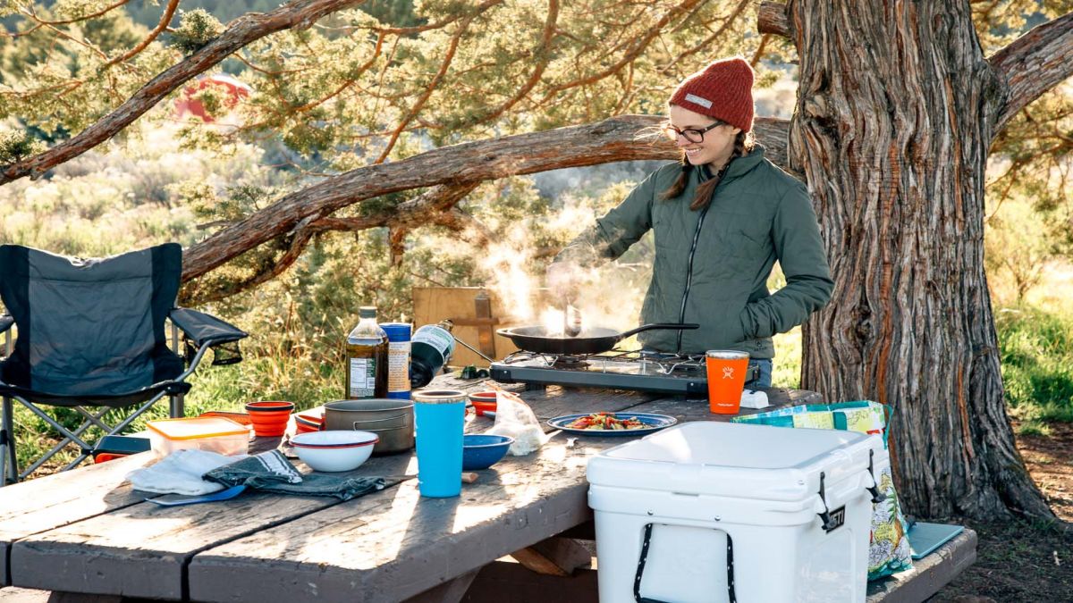 Essential Camp Kitchen Gear for Culinary Adventures